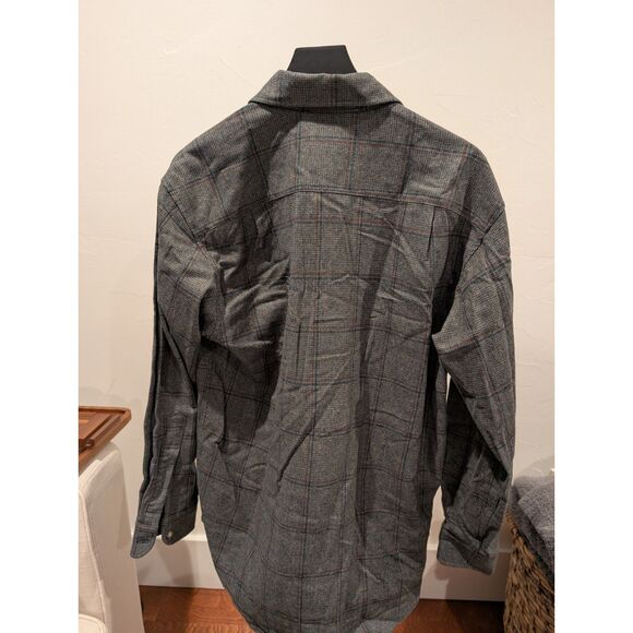 Pendleton Lodge Shirt – Size M, 100% Virgin Wool,  Visible Holes (See Photos) - Picture 2 of 7